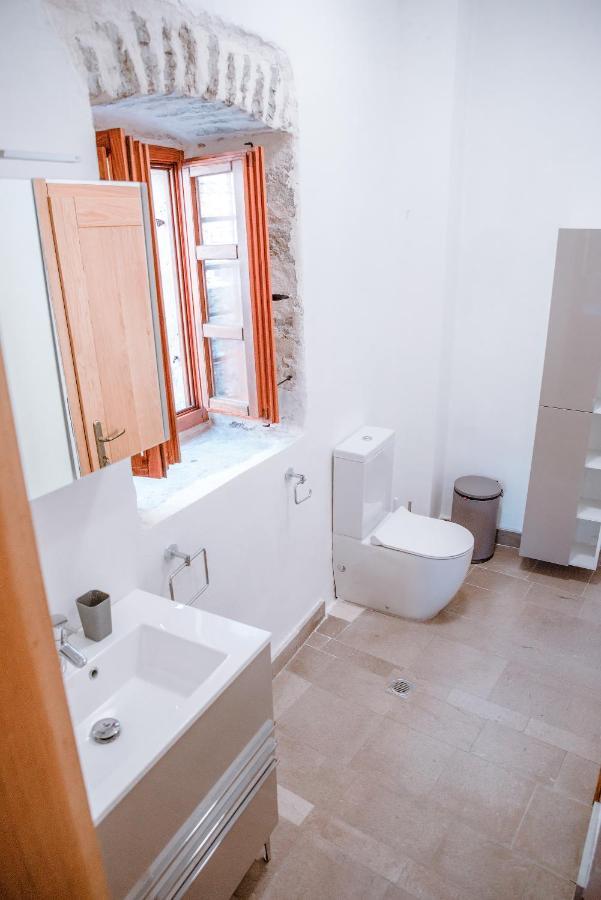 Guesthouse Mrshe Palace 帕里斯特 外观 照片
